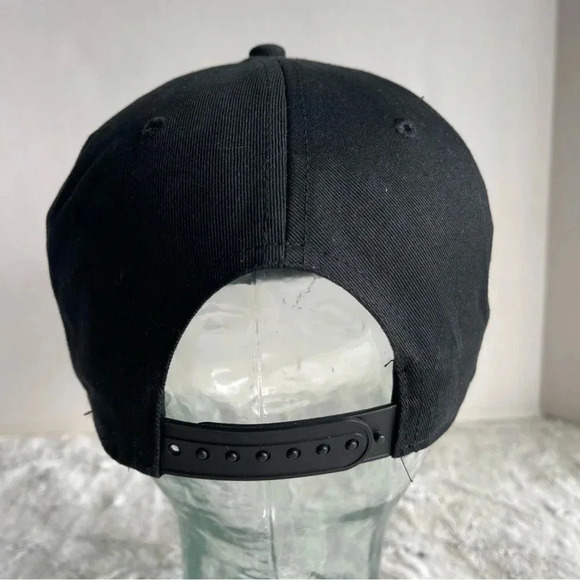 Nintendo Zelda Metal Plate Black Snapback Adjustable CAP HAT - Picture 4 of 10